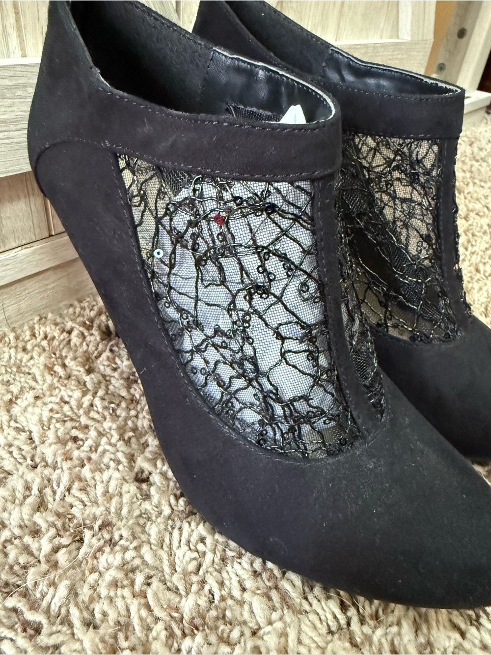 Styluxe- Black mesh Lace-Panel Stiletto Pumps (8) - Picture 2 of 11